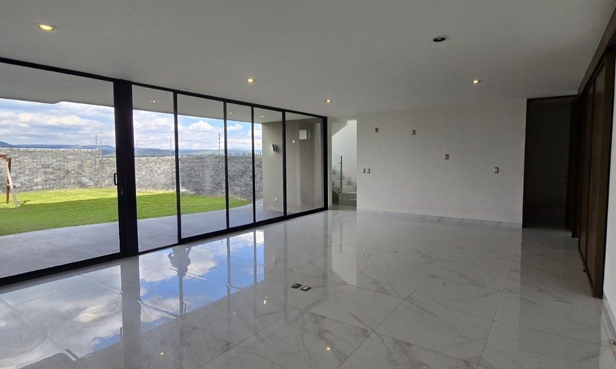 89f7a749-043a-4628-9011-aa1074d0fa3c