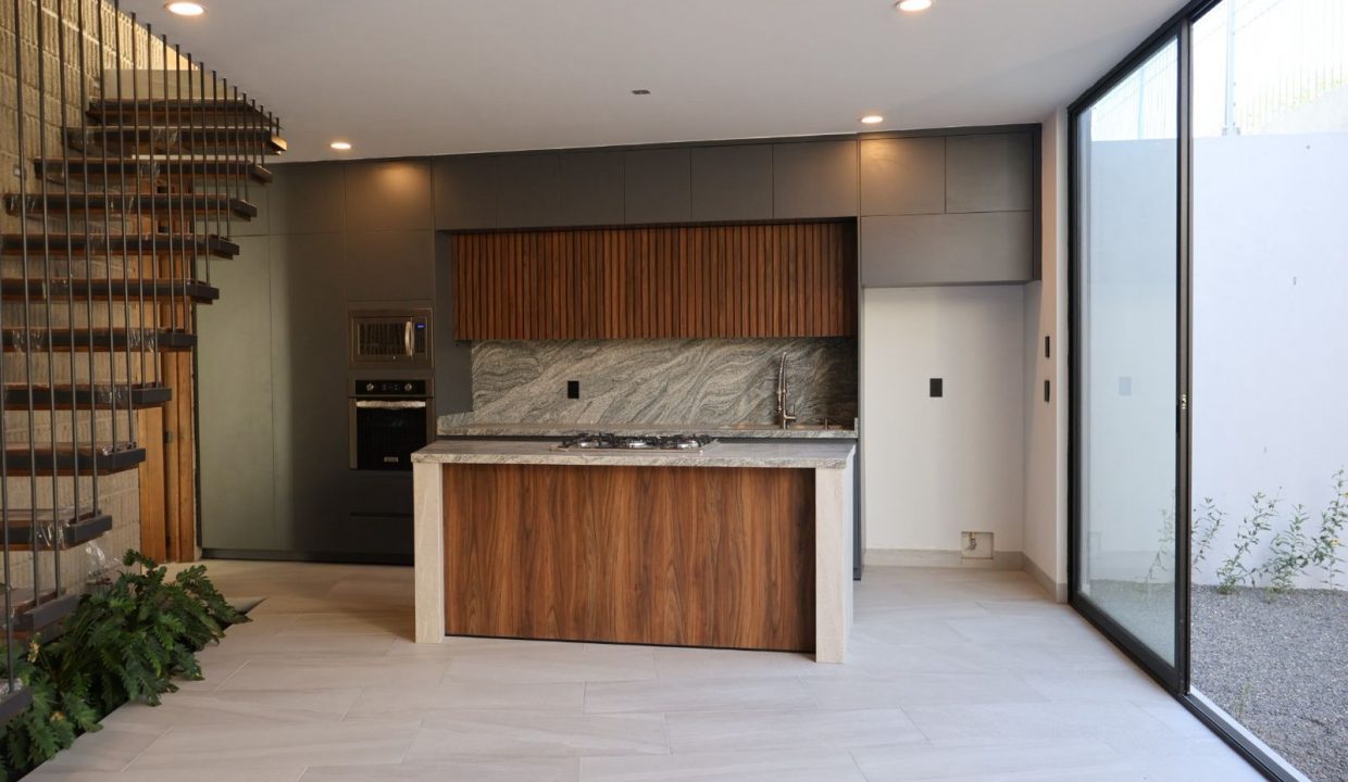 PHOTO-2025-06-23-00-59-03 (1)